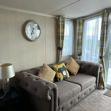아파트 Beautiful Sea View Caravan *