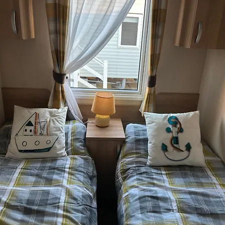 Beautiful Sea View Caravan Apartment *